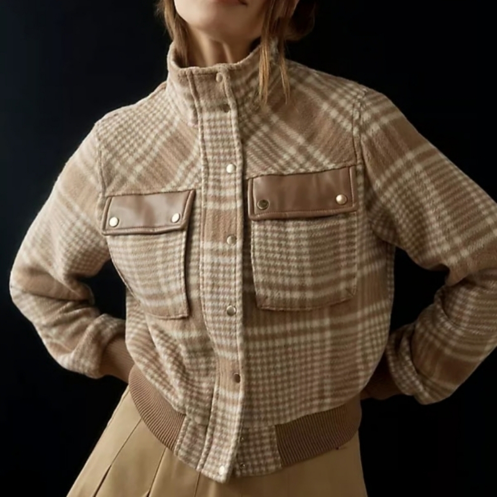 Bagatelle Women's Plaid Fleece Jacket Beige White Medium